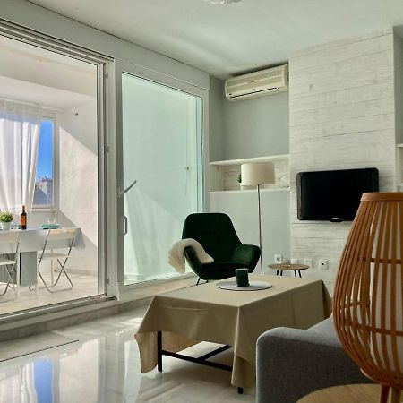 Atico Valdelagrana Playa - Aire Acondicionado Y Piscina Lägenhet El Puerto de Santa María Exteriör bild